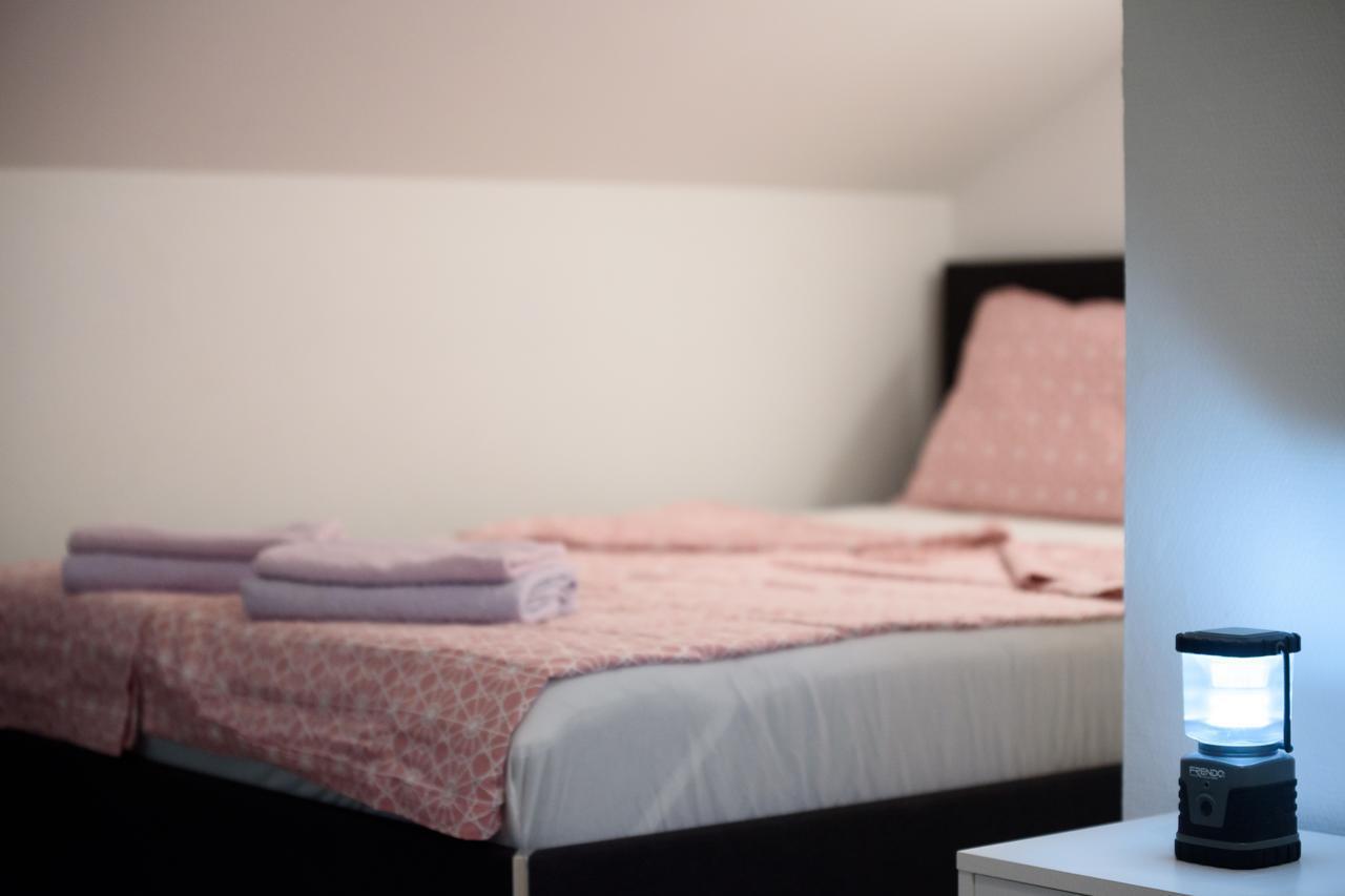 Apartmani Orhideja Gornji Karin Extérieur photo