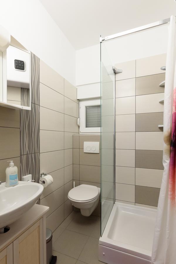 Apartmani Orhideja Gornji Karin Extérieur photo